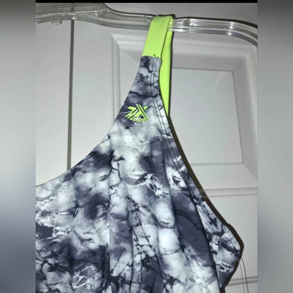ZeroXposur Active Dress Black & White with Yellow Accents - Size Large - Picture 3 of 10